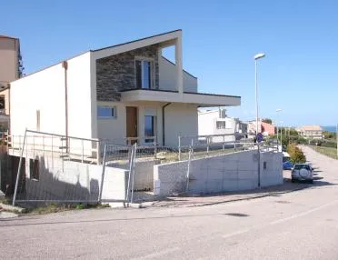 Casa monofamiliare in legno– Senigallia (AN)