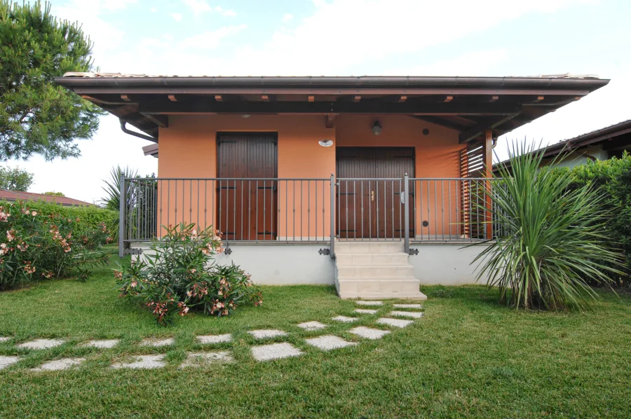 edifici, strutture, architetture e case in legno prefabbricate antisismiche