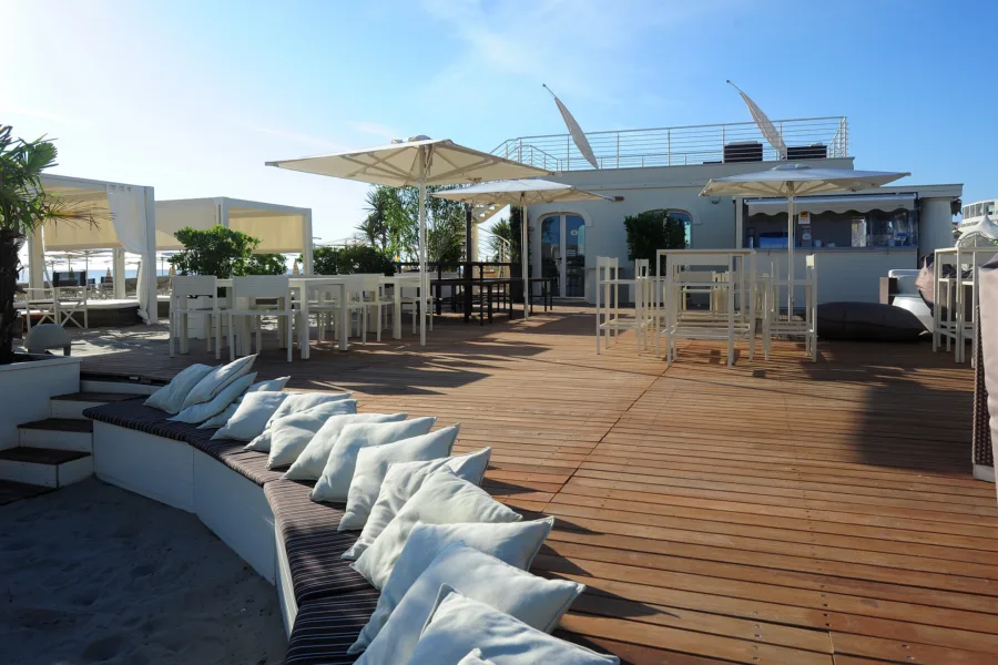 strutture turistiche prefabbricate, belle - moderne - affidabili.