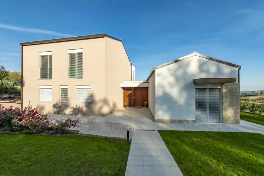 realizzazione di piccole e grandi case in legno