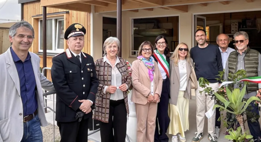 Inaugurata la nuova struttura in legno al Parco Franchi di Montelupone (MC): un progetto Subissati per la comunità.